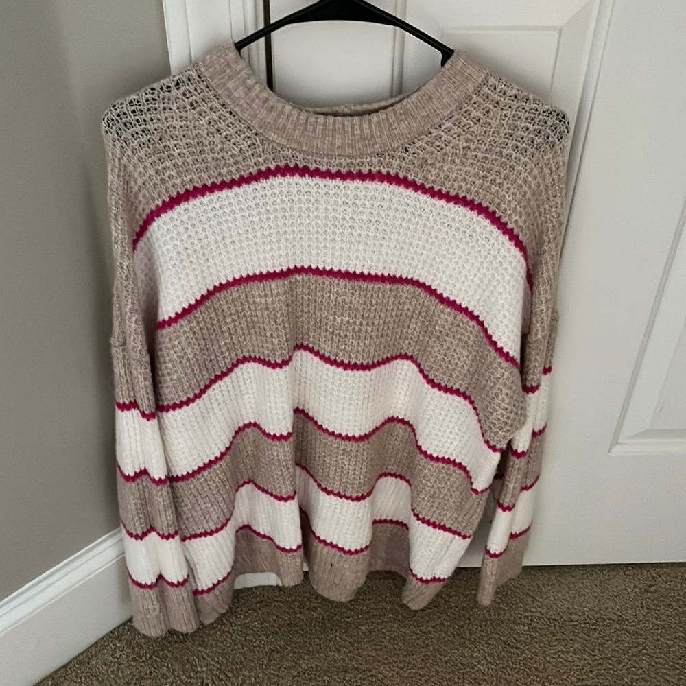 American Eagle Sweater